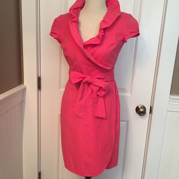 Elizabeth McKay Dresses & Skirts - ELIZABETH McKAY DRESS WRAP PINK RUFFLE BELT CAP SLEEVE BARBIE CORE Size 0